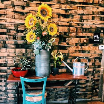 Farmer's Table - New American Near Me - La Mesa, California