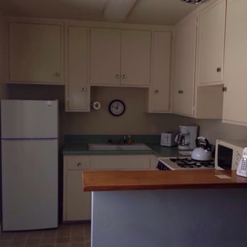 La Jolla Riviera Inn - This is the kitchen inside a one bedroom apartment - Hotels Near Me - La Jolla, California La Jolla Riviera Inn - This is the kitchen inside a one bedroom apartment - Hotels Near Me - La Jolla, California