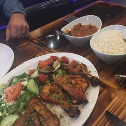 Bay Leaf Bar & Grill