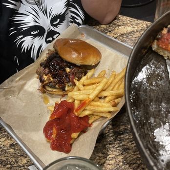 BJ's Restaurant & Brewhouse - Brisket BBQ bacon - American Near Me - Arcadia, California BJ's Restaurant & Brewhouse - Brisket BBQ bacon - American Near Me - Arcadia, California