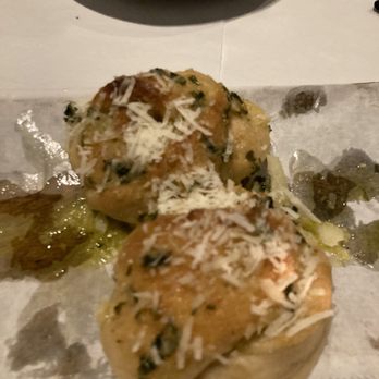 MA'S Italian Kitchen - Garlic Bread - Italian Near Me - Burbank, California