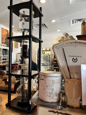 Jane and the Lion Bakehouse by null