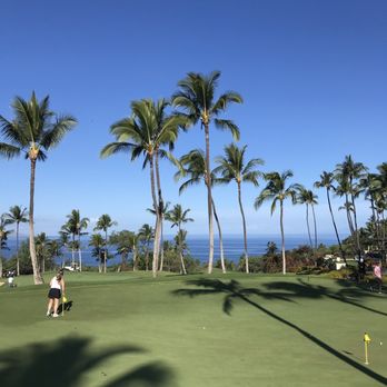 Wailea Golf Club - Putting green - Sports Wear Near Me - Wailea, Hawaii