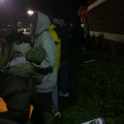 Best Buy - East Northport - Black Friday line.