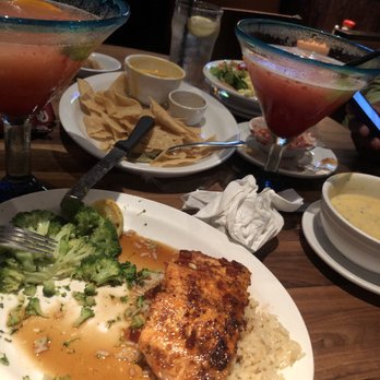 Cheddar's Scratch Kitchen - Blackened & Bourbon Glazed Salmon with rice & double brocolli. To drink, Grande Top Shelf Margarita with Strawberry - American Near Me - Sugar Land, Texas Cheddar's Scratch Kitchen - Blackened & Bourbon Glazed Salmon with rice & double brocolli. To drink, Grande Top Shelf Margarita with Strawberry - American Near Me - Sugar Land, Texas