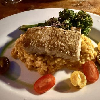 Casa Isleña Inn - PESCADO DEL DÍA (Kingfish) - Hotels Near Me - Rincón, Puerto Rico