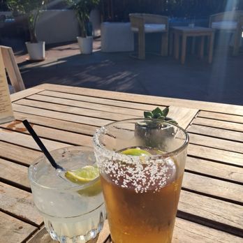 Casa De Onda - Ranch water, modelo especial - Mexican Near Me - Costa Mesa, California