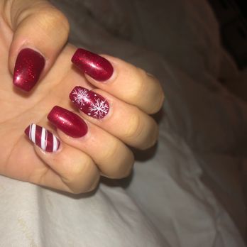 Chic Nails - Full acrylic set- Christmas theme - Nail Salons Near Me - Medford, Oregon