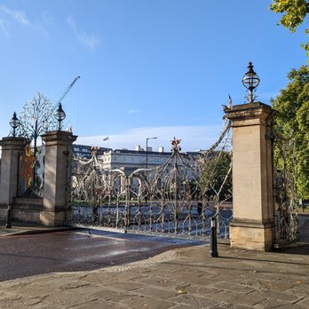 Hyde Park - Queen Elizabeth Gate - Parks Near Me