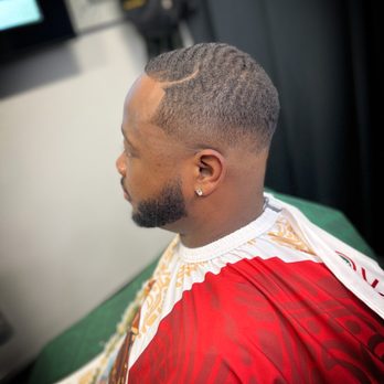 The Golfing Barber - Wave length low fade and beard trim - Men's Hair Salons Near Me - Corona, California The Golfing Barber - Wave length low fade and beard trim - Men's Hair Salons Near Me - Corona, California