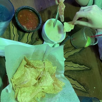 Azteca Family Mexican Restaurant - chips and salsa - Mexican Near Me - Granby, Colorado