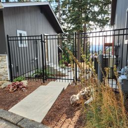6' Ornamental Fencing 6' Ornamental Fencing