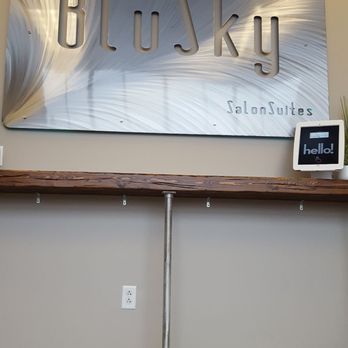 BluSky Salon Suites - Lobby waiting area - Hair Salons Near Me - Leawood, Kansas