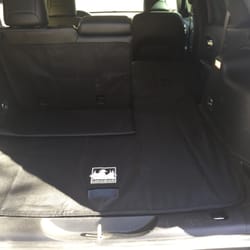 The Canvasback cargo cover fits perfectly in 2015 Jeep Cherokee Limited with split backseats.