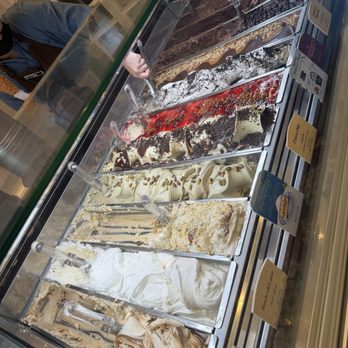 Bacio Di Latte - Ice cream flavors - Ice Cream & Frozen Yogurt Near Me - San Jose, California