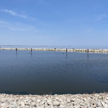 Louie's Lagoon - Marina - American Near Me - Green Bay, Wisconsin Louie's Lagoon - Marina - American Near Me - Green Bay, Wisconsin
