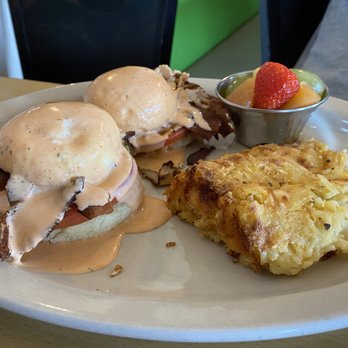 The Toasted Yolk Cafe - West Coast Arnold - Breakfast & Brunch Near Me - Spring, Texas