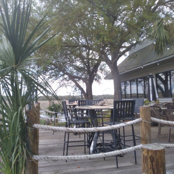 Gilligan's Seafood Restaurant - Beaufort - Seafood Near Me - Beaufort, South Carolina
