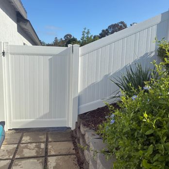 Irvine Fence - Fences & Gates Near Me - Anaheim, California Irvine Fence - Fences & Gates Near Me - Anaheim, California