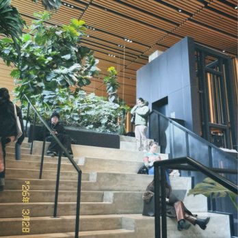Georgie's - stair seating - Hong Kong Style Cafe Near Me - New York, New York