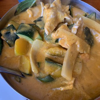 Ha Long Bay - TC6. Squash Curry with chicken - Vietnamese Near Me - Madison, Wisconsin