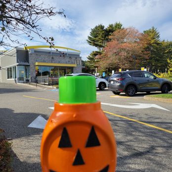 McDonald's - Burgers Near Me - Wells, Maine