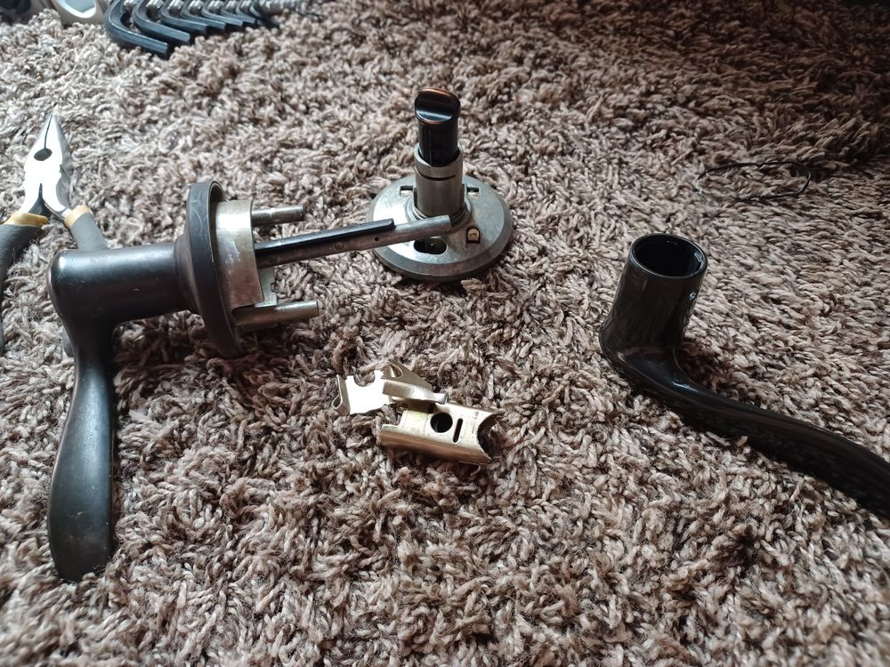 BAKERSFIELD LOCK & SAFE COMPANY Updated September 2024 17 Reviews