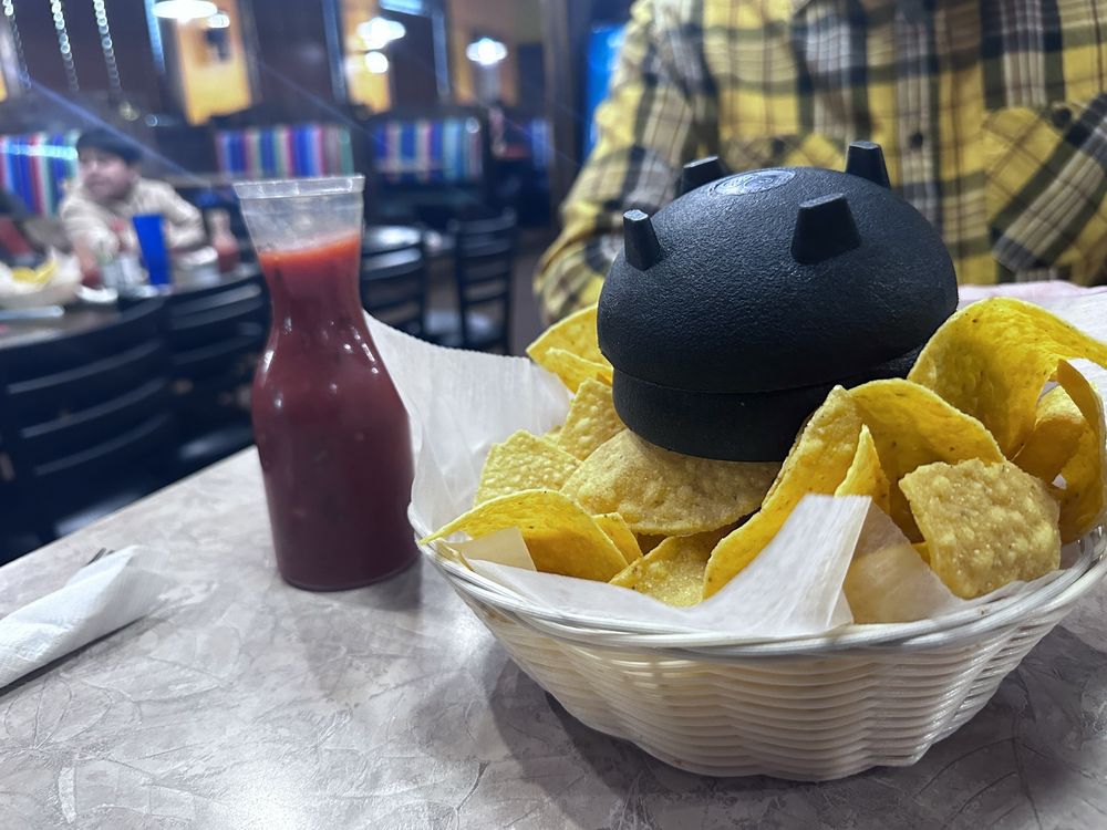 Mexico Lindo Grill & Cantina