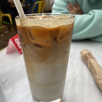 Sunflower Caffe - Latte - Coffee & Tea Near Me - Sonoma, California Sunflower Caffe - Latte - Coffee & Tea Near Me - Sonoma, California