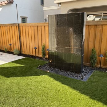 Martinez Junk Removal - Modern Landscape . Water Fountain , Artificial Grass , Porcelain Pavers , LED lighting ... - Landscape Architects or Designers Near Me Martinez Junk Removal - Modern Landscape . Water Fountain , Artificial Grass , Porcelain Pavers , LED lighting ... - Landscape Architects or Designers Near Me