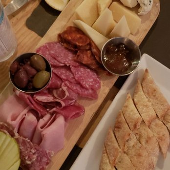 Maisonetta - French Near Me - Bronx, New York