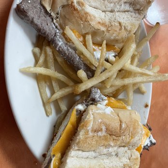 Mi Viejo San Juan - Sándwich de bistec - Puerto Rican Near Me - Orlando, Florida Mi Viejo San Juan - Sándwich de bistec - Puerto Rican Near Me - Orlando, Florida