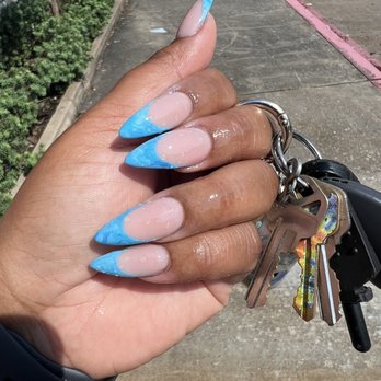 Tipsy Nails & Spa - Nail Salons Near Me - Missouri City, Texas