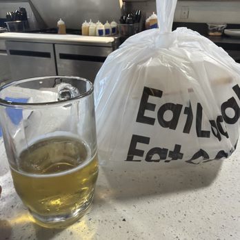 Strings Sports Brewery - The food was so good that I made an additional order to have for dinner! - Breweries Near Me - Jacksonville Beach, Florida Strings Sports Brewery - The food was so good that I made an additional order to have for dinner! - Breweries Near Me - Jacksonville Beach, Florida