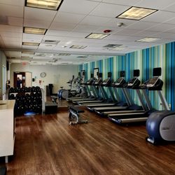Holiday Inn Express & Suites Altoona - Fitness Room