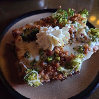 White Rabbit Gastropub - Martha Stewart's Prison Pizza - Gastropubs Near Me - Frederick, Maryland