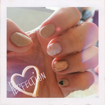 Crystal Nails - Nail Salons Near Me - Draper, Utah