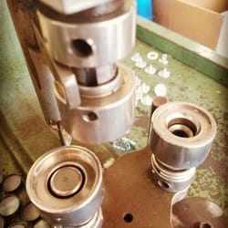 R & R Upholstery Supply - We cover buttons with your material.