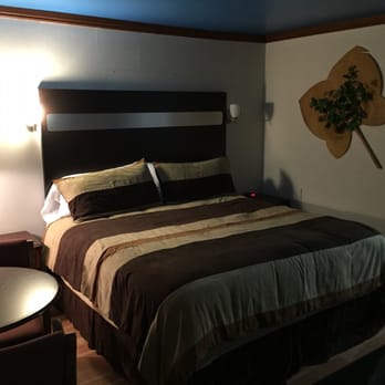 Big Chief Motel - Nice comfy bed - Hotels Near Me - Battle Mountain, Nevada Big Chief Motel - Nice comfy bed - Hotels Near Me - Battle Mountain, Nevada