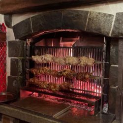 Auberge de Dully - Poulet à la broche