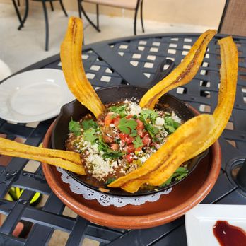 Leesburg Public House - Cuban Nachos - New American Near Me - Leesburg, Virginia Leesburg Public House - Cuban Nachos - New American Near Me - Leesburg, Virginia