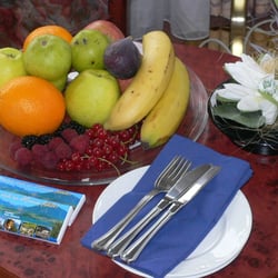 Hotel-Restaurant Seerose - "kleines" Willkommenspräsent auf unserem Zimmer