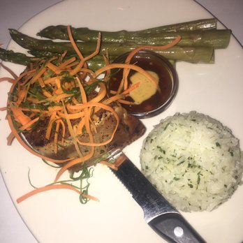 Bonefish Grill - Ahi tuna steak - Seafood Near Me - Alexandria, Virginia