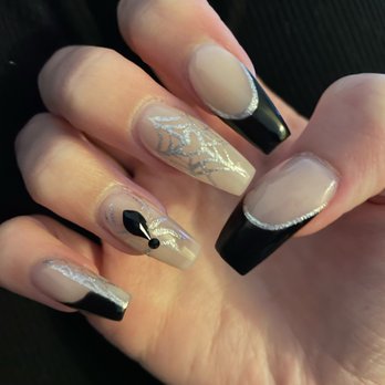 Luxicure - Nail Salons Near Me - Hatfield, Pennsylvania