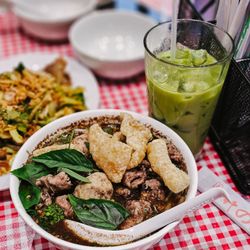 P Thai’s Khao Man Gai - Thai Boat Noodles
