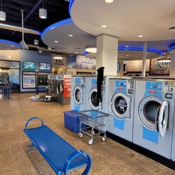 Tumble Fresh Coin  Laundry - Maplewood - Front entrance