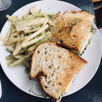 The Breakfast Bar - Sourdough bread and garlic fries yummy! - Breakfast & Brunch Near Me - Long Beach, California