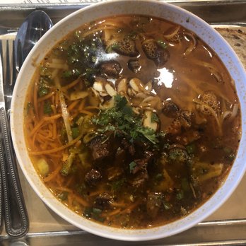 CoreLife Eatery - Spicy ginger steak and rice noodle - New American Near Me - Ann Arbor, Michigan