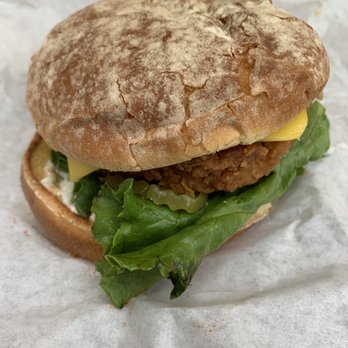Loving Hut Redlands - Crispy chicken burger - Vegan Near Me - Redlands, California
