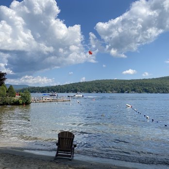 The Lodges at Cresthaven - the beach - Hotels Near Me - Lake George, New York The Lodges at Cresthaven - the beach - Hotels Near Me - Lake George, New York